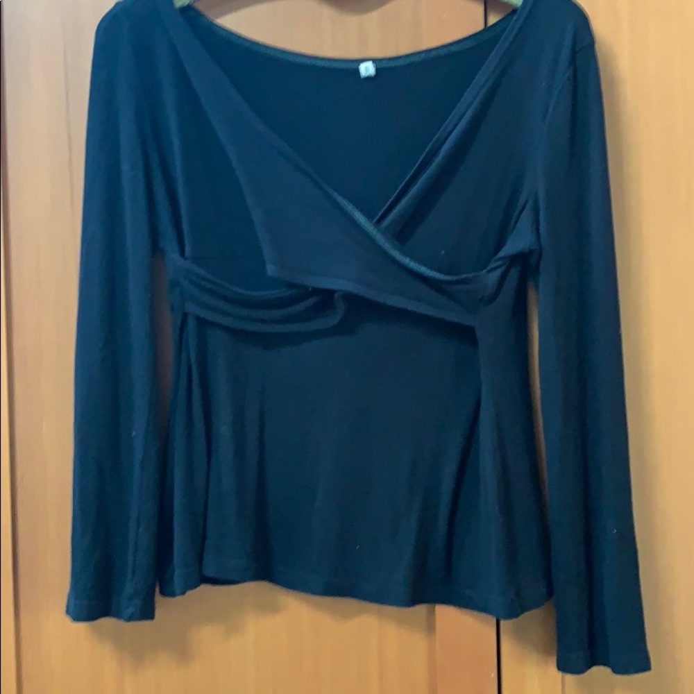 Super flattering sexy black blouse of lycracotton